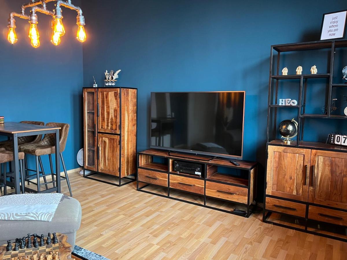 Ferienwohnung "Charlotte" Nahe Der Elbe Mit Kostenlosem Parkplatz Vor Der Tuer Магдебург Экстерьер фото